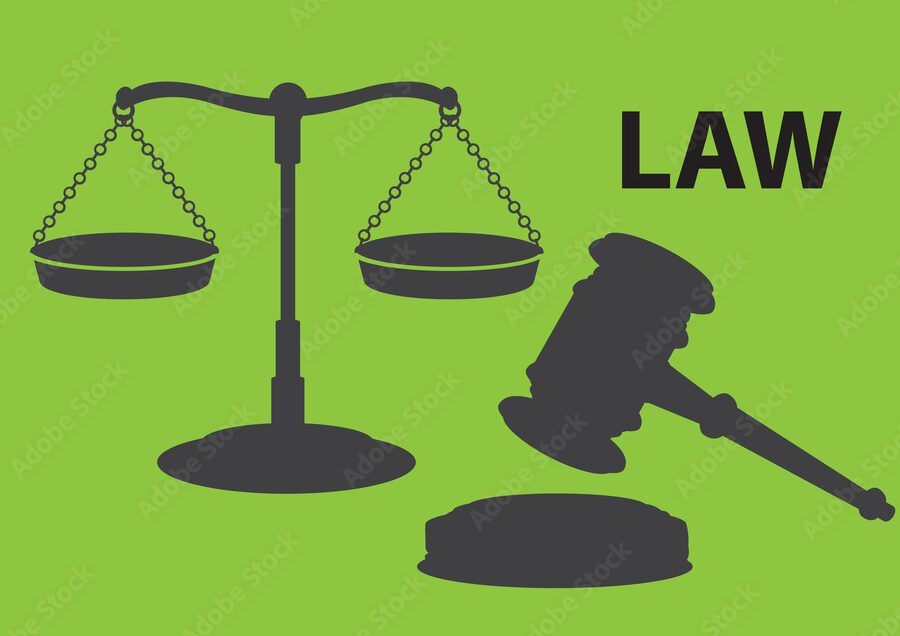 Derecho de uso y disfrute: Todo sobre el Código Civil 1 balance scales with gavel