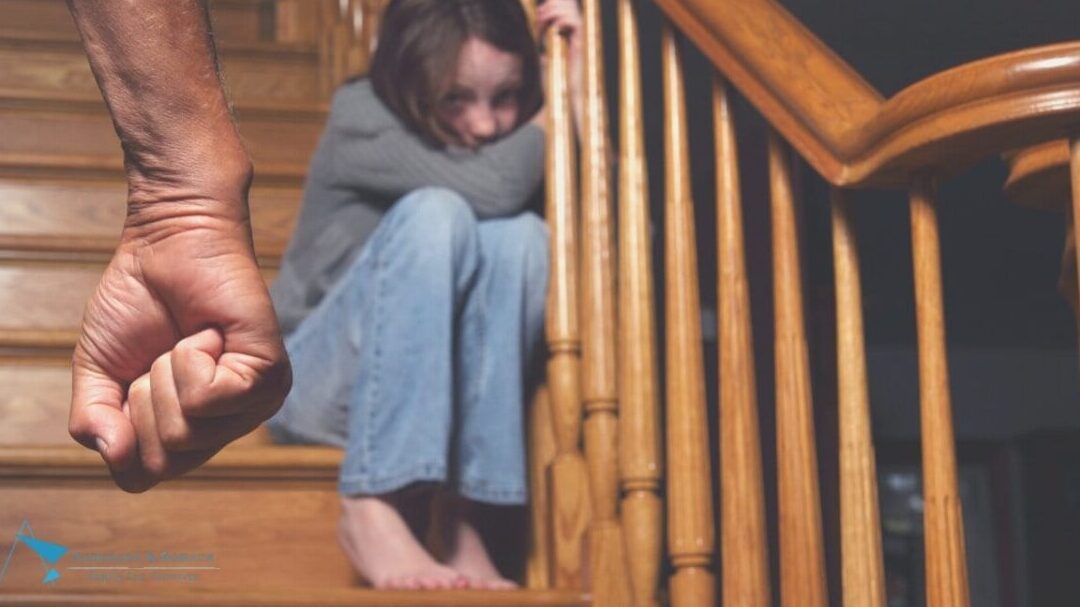 Desatender a niños o familiares: Consecuencias legales y sanciones 1 image legal consequences and sanctions for neglecting children or family