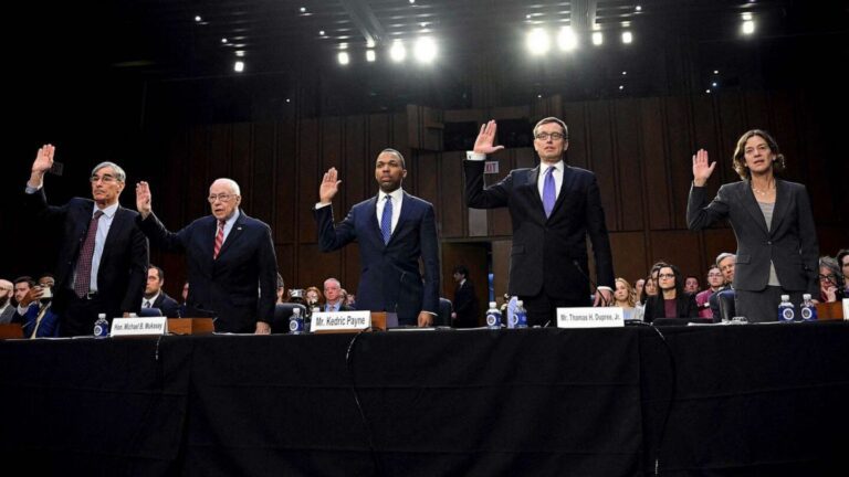 Ética judicial: Principios éticos en los elogios a los jueces