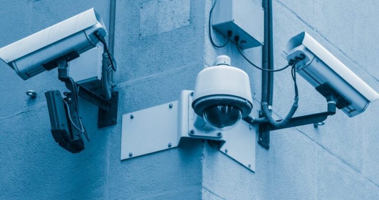 Cámaras de vigilancia en ayuntamientos: ¿Legales o ilegales según la ley? 4 Cámaras de vigilancia en ayuntamientos: ¿Legales o ilegales según la ley?